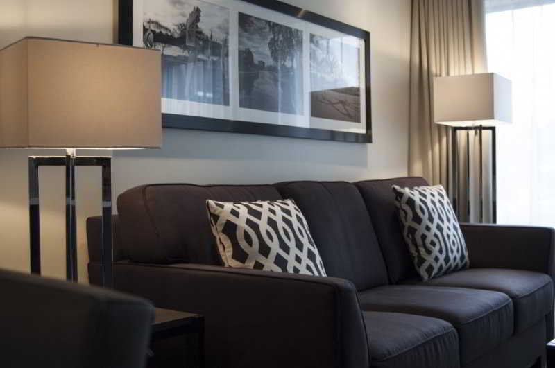 Les Suites Victoria, Ascend Hotel Collection Gatineau Extérieur photo
