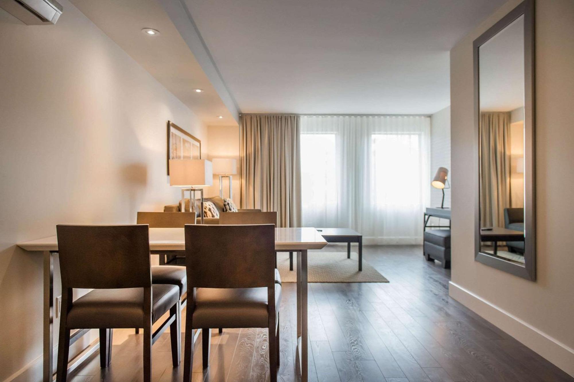 Les Suites Victoria, Ascend Hotel Collection Gatineau Extérieur photo